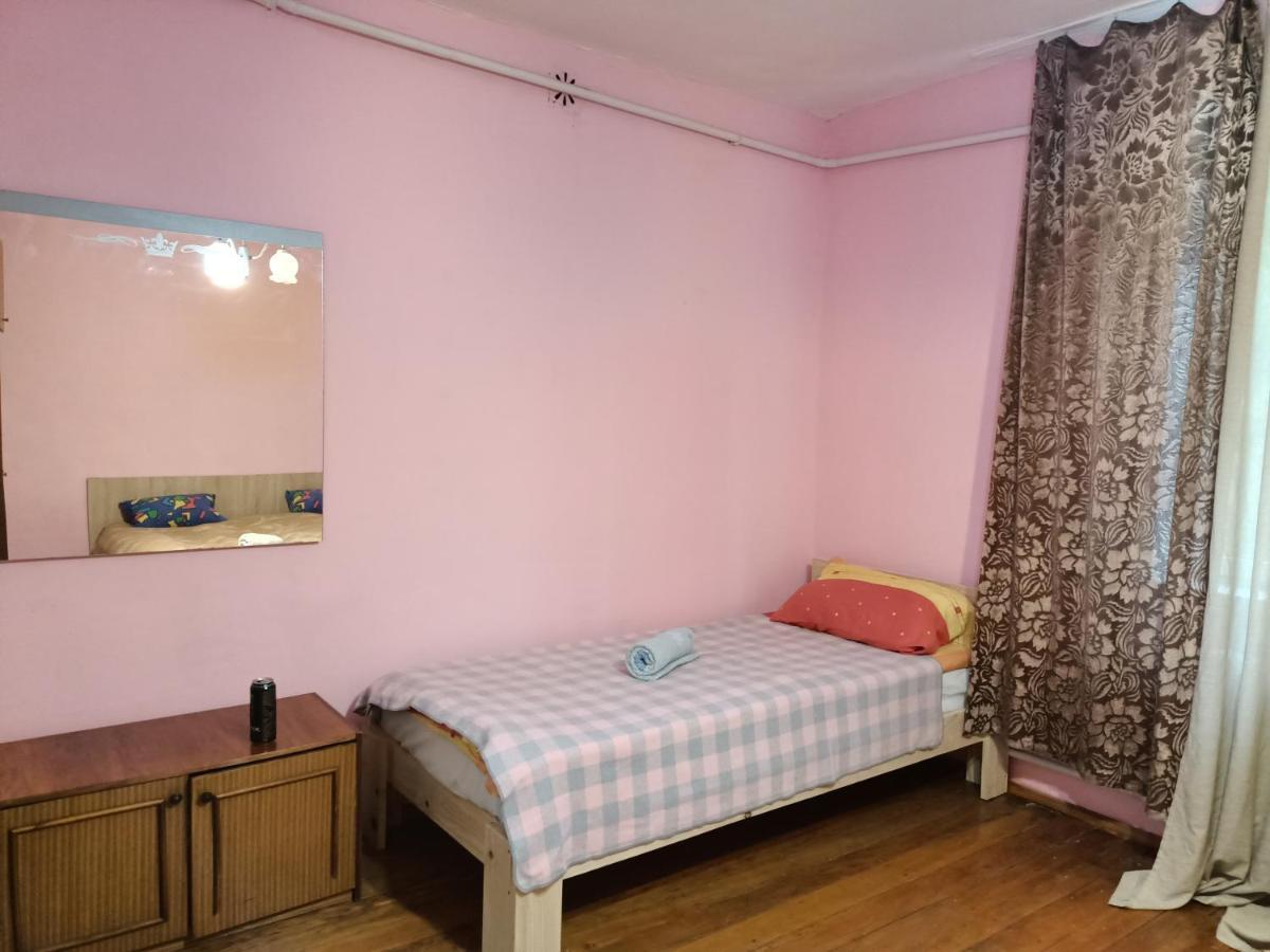 Krone Hostel Uzhhorod Exterior photo