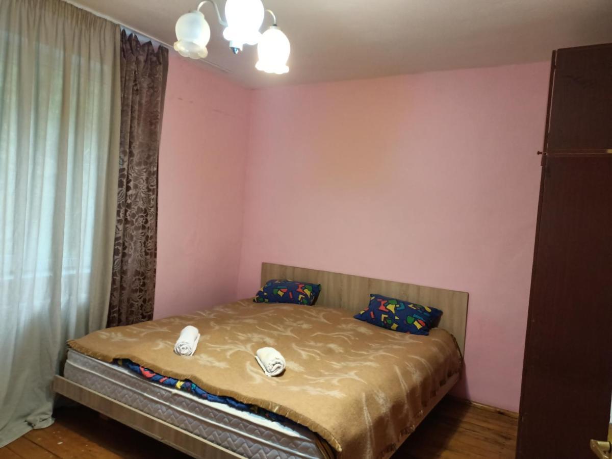 Krone Hostel Uzhhorod Exterior photo