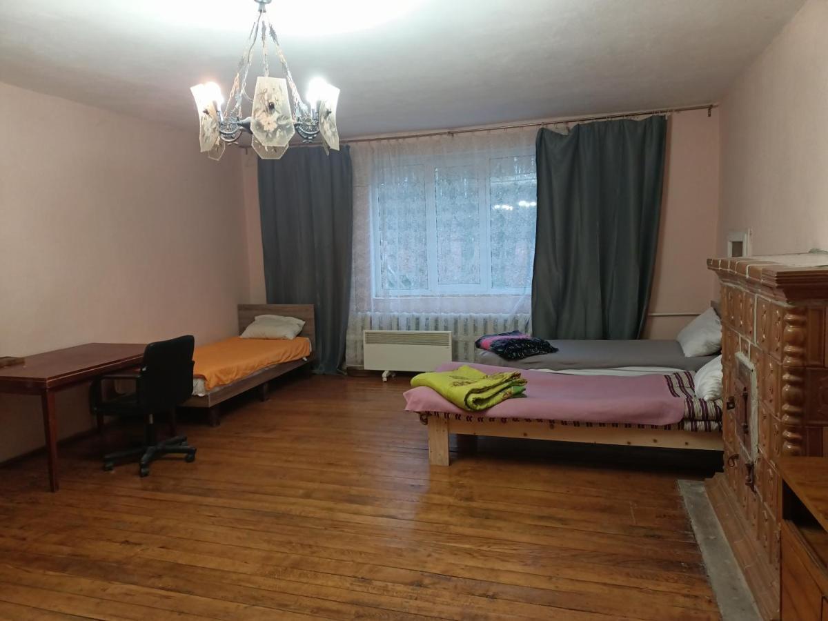 Krone Hostel Uzhhorod Exterior photo