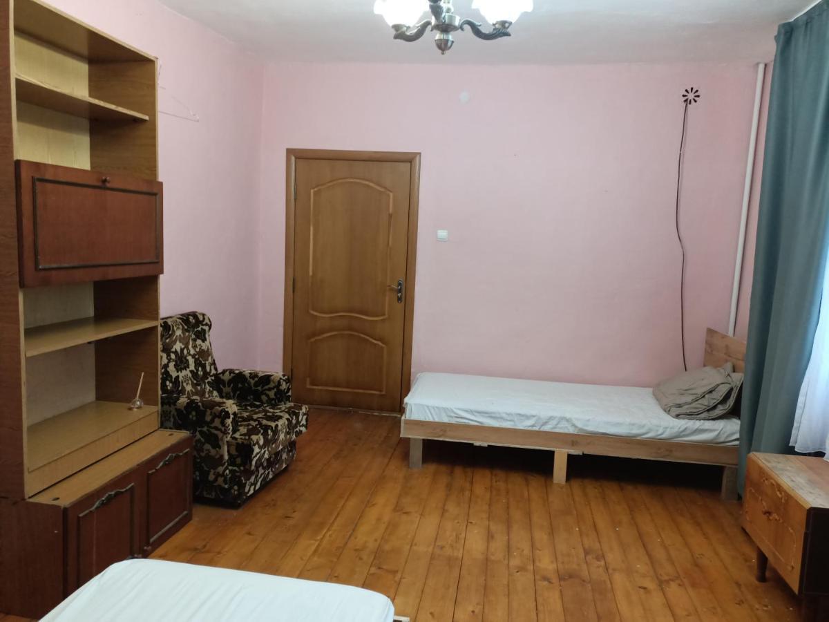 Krone Hostel Uzhhorod Exterior photo