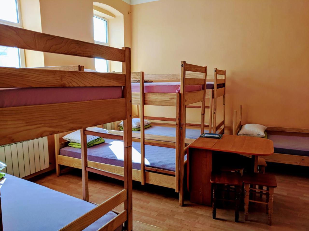 Krone Hostel Uzhhorod Exterior photo