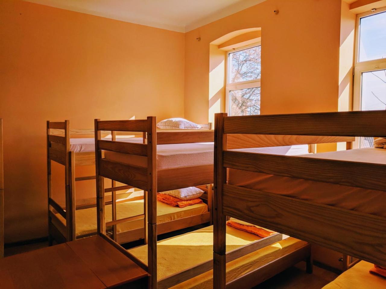 Krone Hostel Uzhhorod Exterior photo