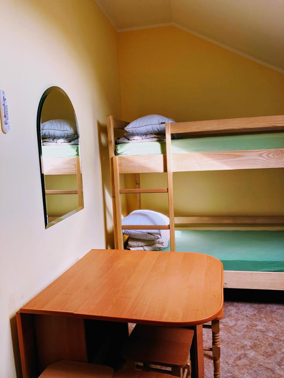 Krone Hostel Uzhhorod Exterior photo